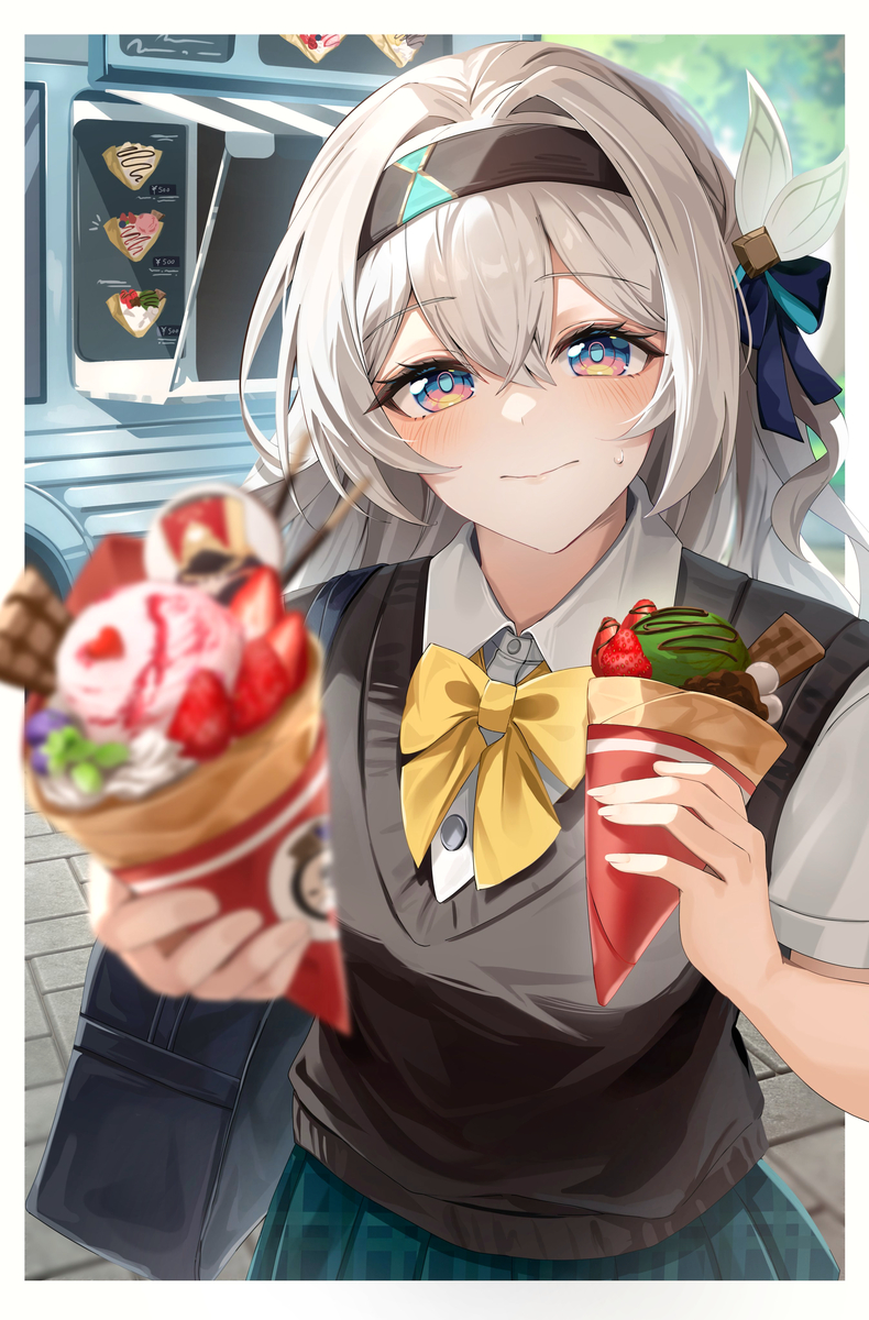 「よ…良かったらあたしと一緒に食べない？」